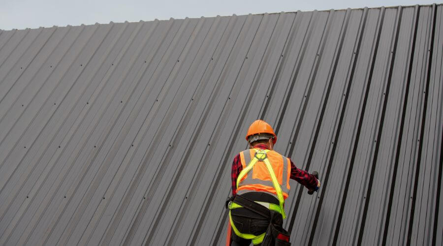 Professional metal roof installation services in Wenatchee, WA