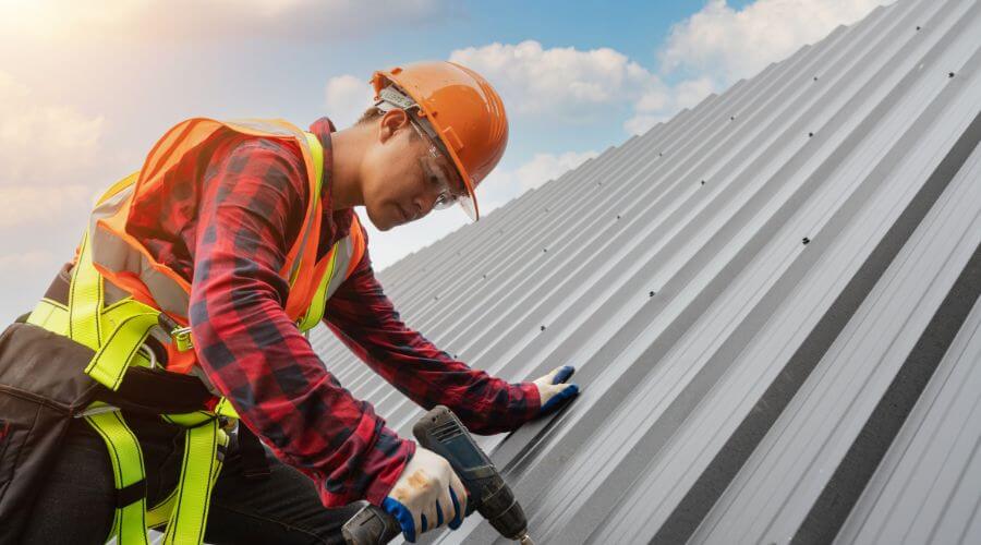Professional metal roof installation in Wenatchee, WA